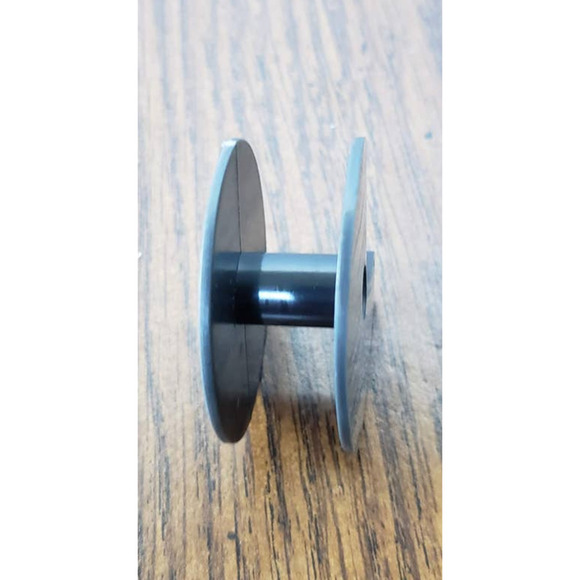 X-10 2.4GHz Wireless Color Camera Battery Pack - Picture 7 of 7